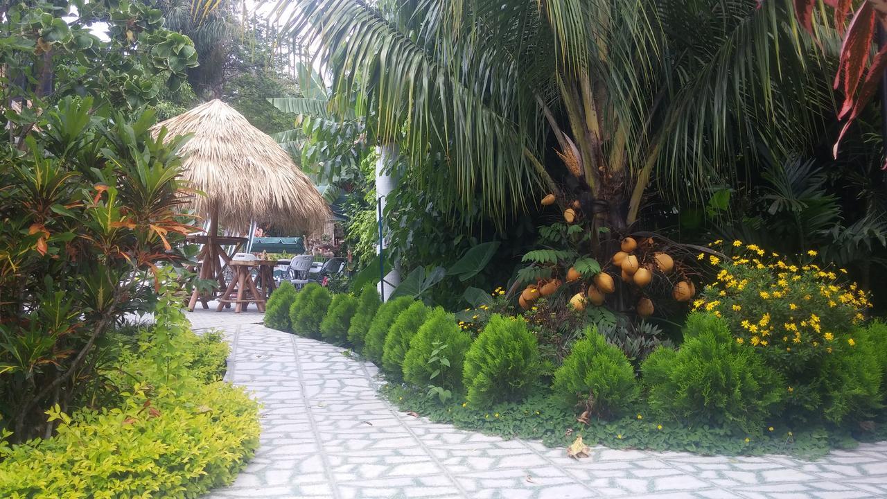 Apart Hotel Acuarious de Luis Estelí Exterior foto